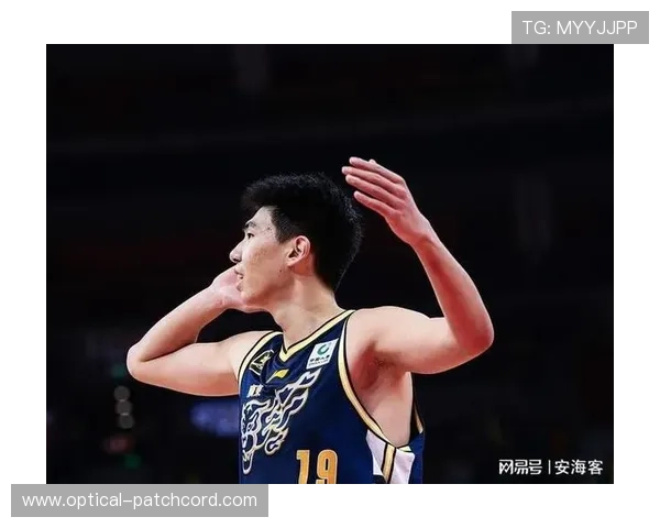 徐昕荣膺本赛季CBA最具进步球员